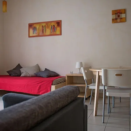 Modern And Cozy Close To Center Apartment *