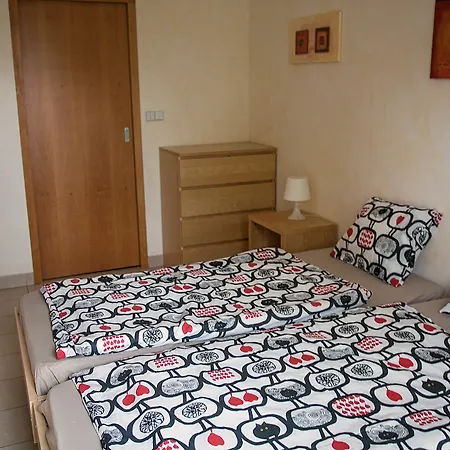 Modern And Cozy Close To Center Apartment Prague
