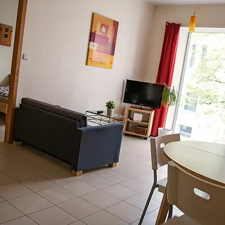 Modern And Cozy Close To Center Apartment